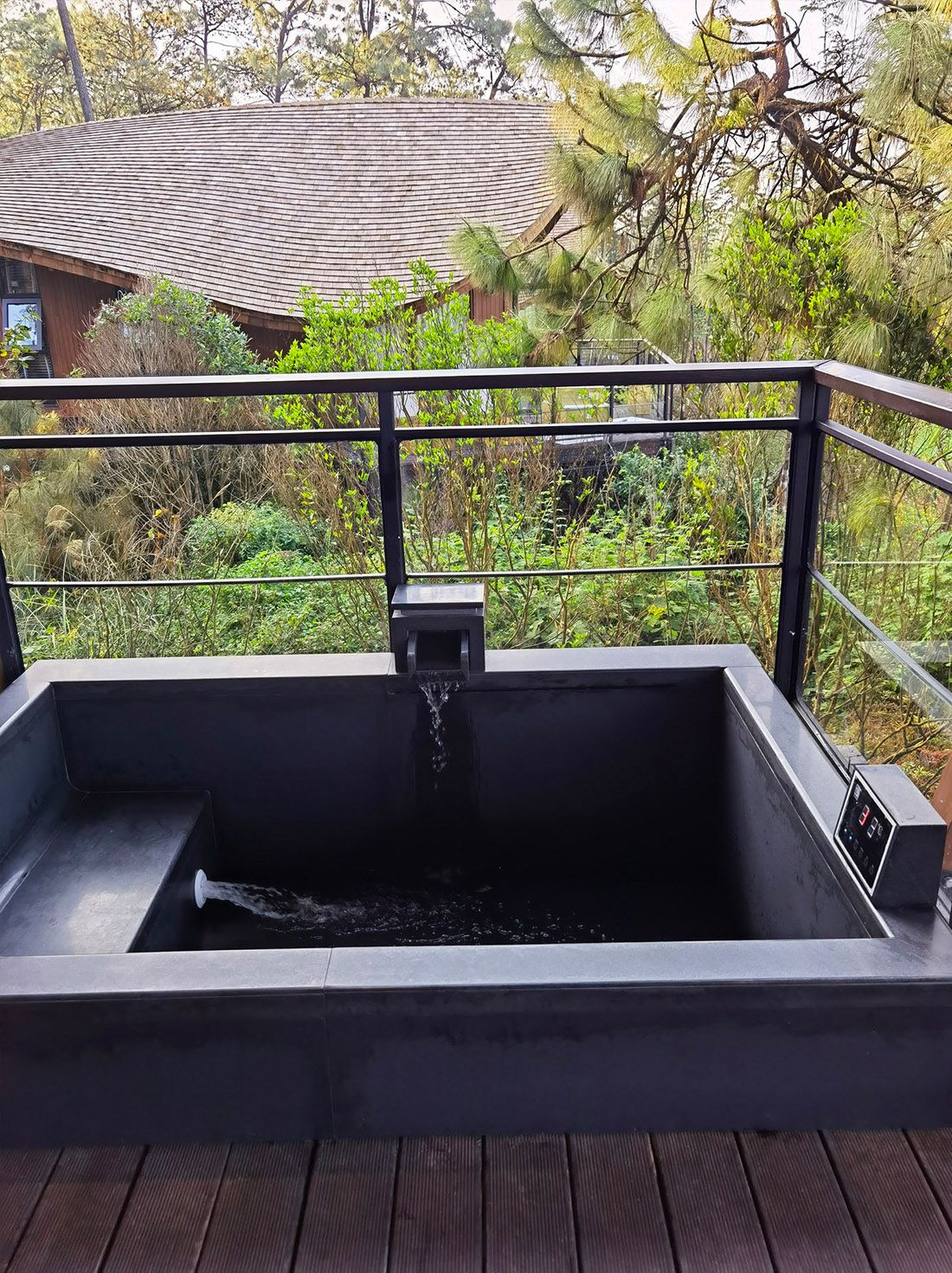 {gallery: 'gal1', smallimage: '/upload/image/202312/658beeb02a0fc.jpg',largeimage: '/upload/image/202312/658beeb02a0fc.jpg'}