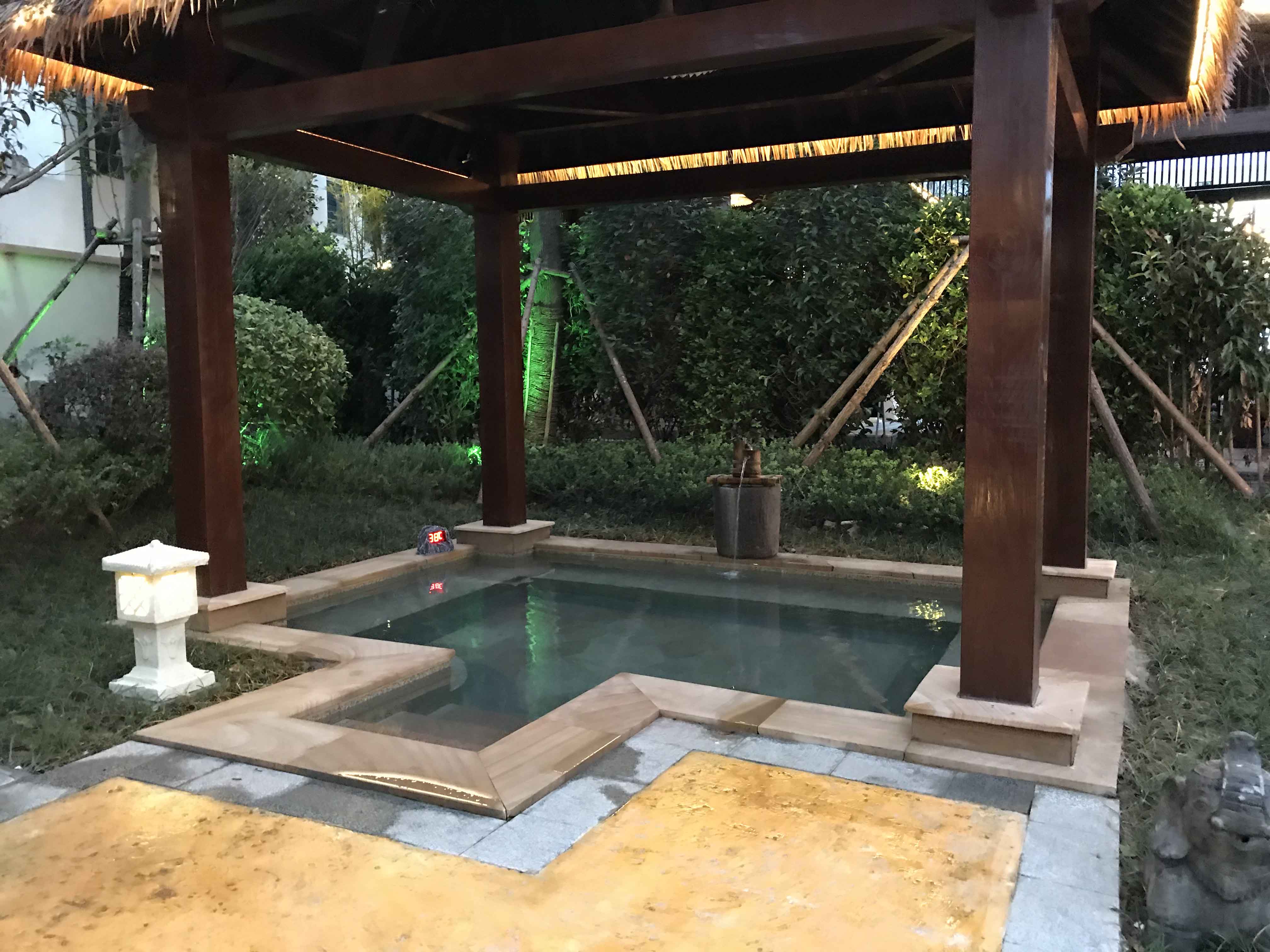 {gallery: 'gal1', smallimage: '/upload/image/202401/659d057de5703.jpg',largeimage: '/upload/image/202401/659d057de5703.jpg'}